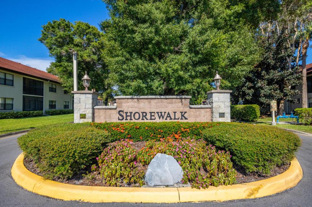 HOTEL SHOREWALK